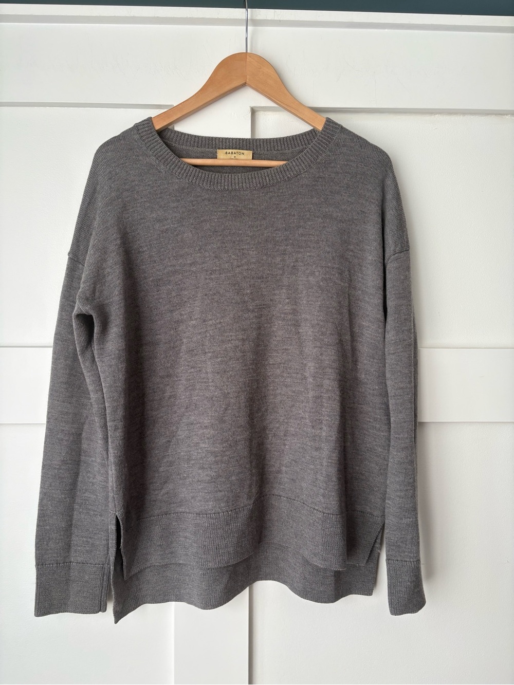 Aritzia • Babaton Merino Wool Sweater • Size Medium